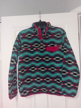 Patagonia Turquoise and Pink Patterned Snap-T Fleece Pullover